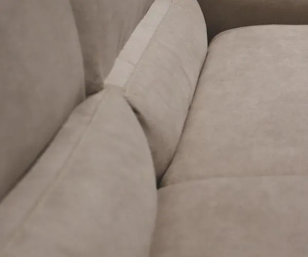 فندق مبيت وإفطار Avella 3*