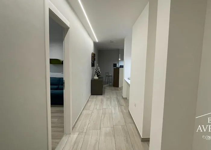 Avella فندق مبيت وإفطار 3*