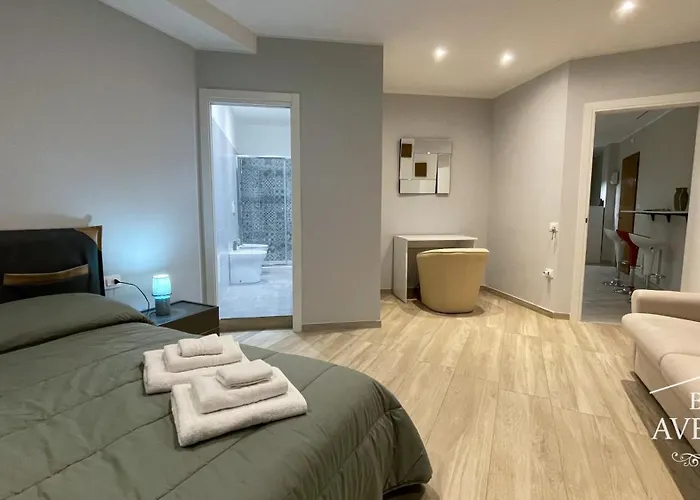 Avella فندق مبيت وإفطار 3*