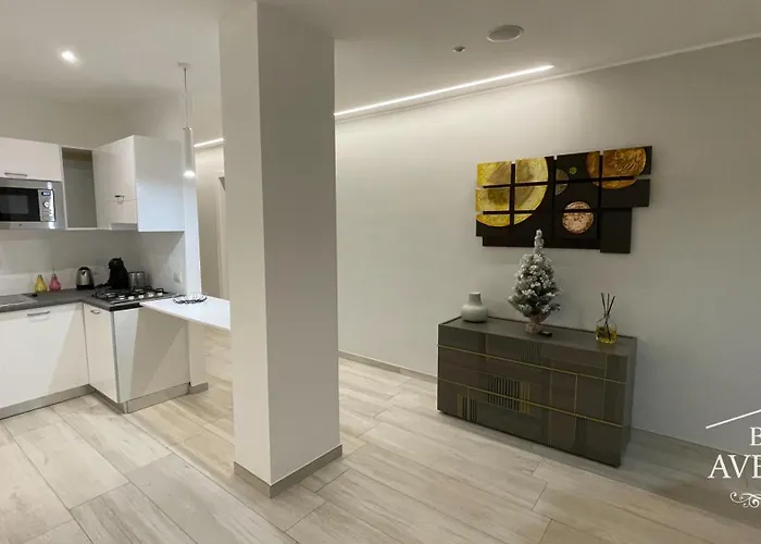 Avella فندق مبيت وإفطار 3*